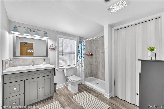 11050 Charles Drive, Byron, MI 48418