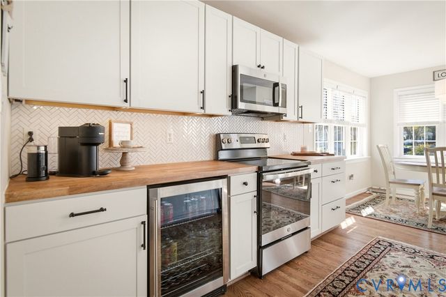 6320 Rolling Lawn Ct, Hanover, VA 23111