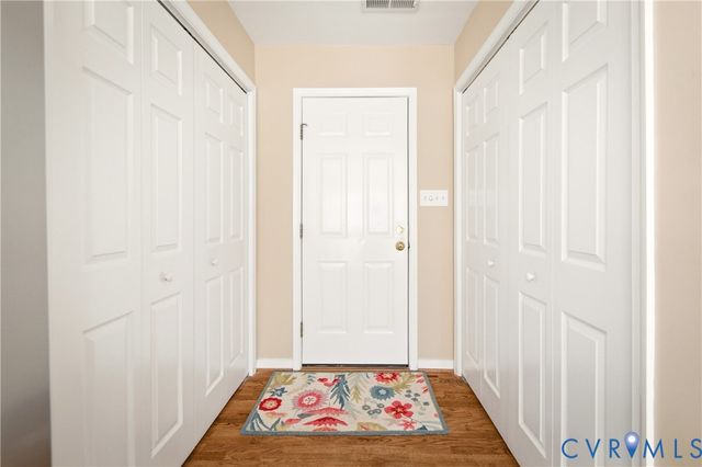 6320 Rolling Lawn Ct, Hanover, VA 23111