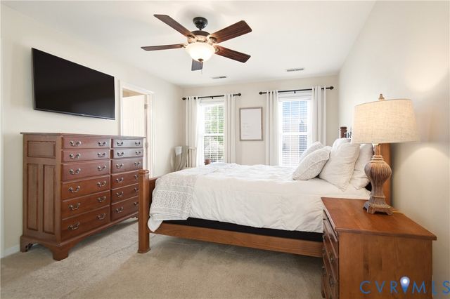 6320 Rolling Lawn Ct, Hanover, VA 23111