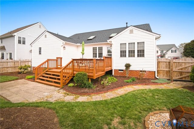 6320 Rolling Lawn Ct, Hanover, VA 23111