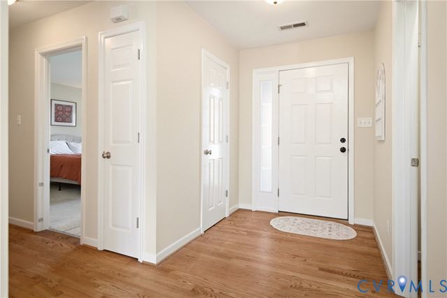 6320 Rolling Lawn Ct, Hanover, VA 23111