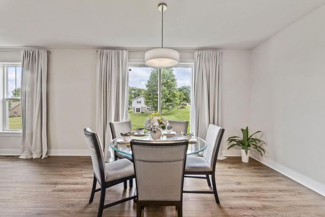 W193N5036 Rosemary RIDGE, Menomonee Falls, WI 53051