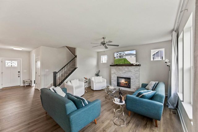 W193N5036 Rosemary RIDGE, Menomonee Falls, WI 53051