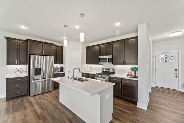 W193N5036 Rosemary RIDGE, Menomonee Falls, WI 53051