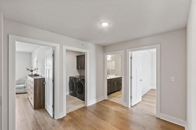 W193N5036 Rosemary RIDGE, Menomonee Falls, WI 53051