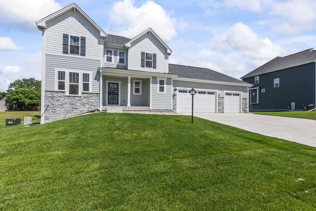 W193N5036 Rosemary RIDGE, Menomonee Falls, WI 53051