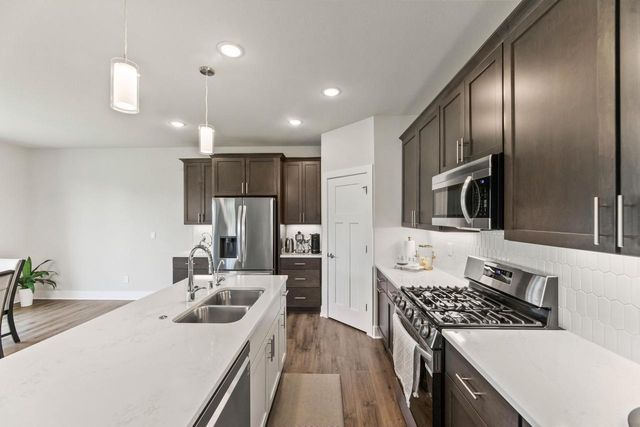 W193N5036 Rosemary RIDGE, Menomonee Falls, WI 53051
