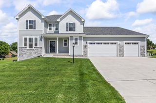 W193N5036 Rosemary RIDGE, Menomonee Falls, WI 53051