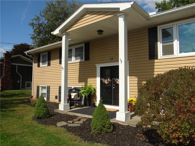 17 Redwing Lane, Horseheads, NY 14845