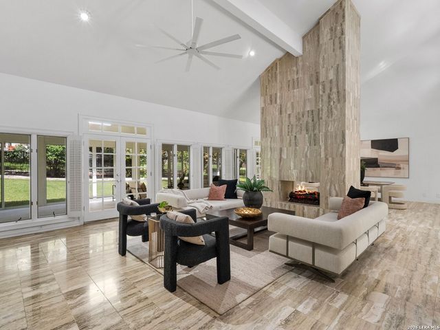 20 CARRIAGE HLS, San Antonio, TX 78257