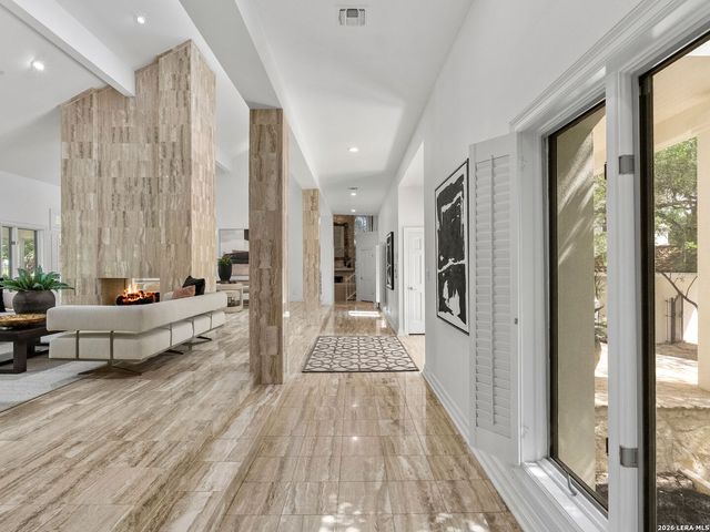 20 CARRIAGE HLS, San Antonio, TX 78257