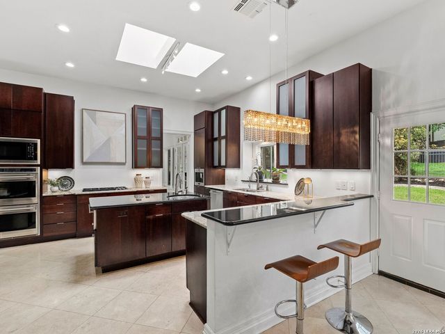 20 CARRIAGE HLS, San Antonio, TX 78257