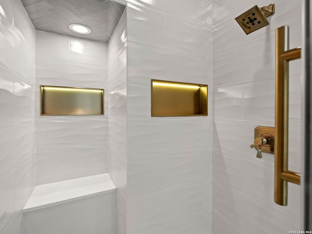 20 CARRIAGE HLS, San Antonio, TX 78257