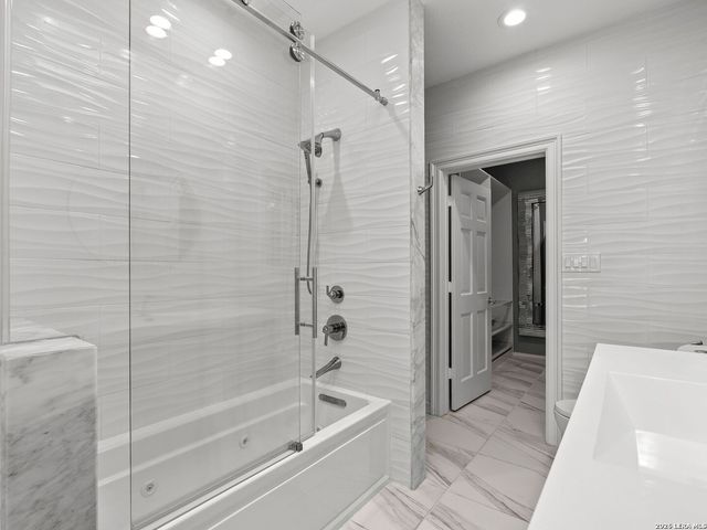 20 CARRIAGE HLS, San Antonio, TX 78257