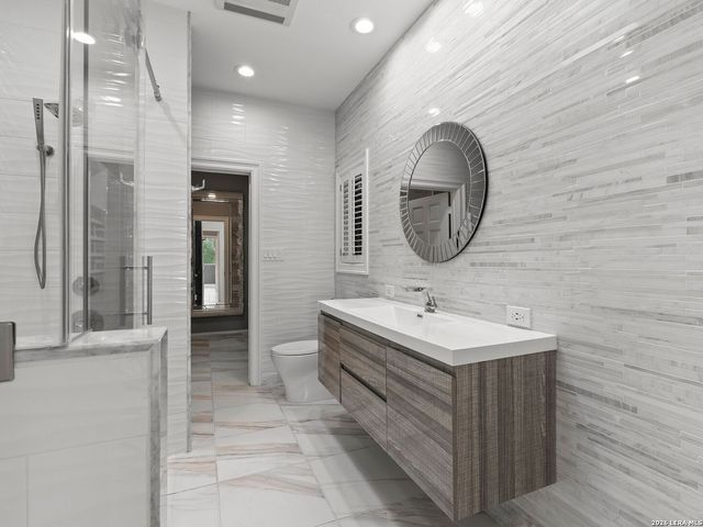 20 CARRIAGE HLS, San Antonio, TX 78257