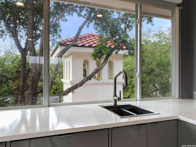 20 CARRIAGE HLS, San Antonio, TX 78257