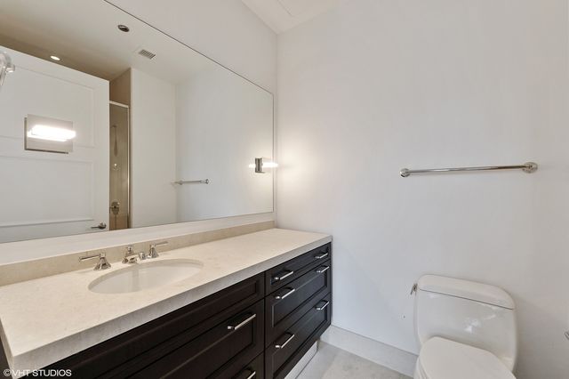 118 E ERIE Street 29F, Chicago, IL 60611