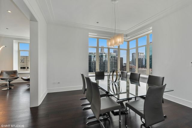 118 E ERIE Street 29F, Chicago, IL 60611