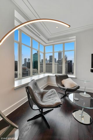 118 E ERIE Street 29F, Chicago, IL 60611