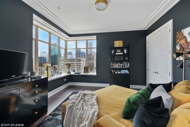 118 E ERIE Street 29F, Chicago, IL 60611