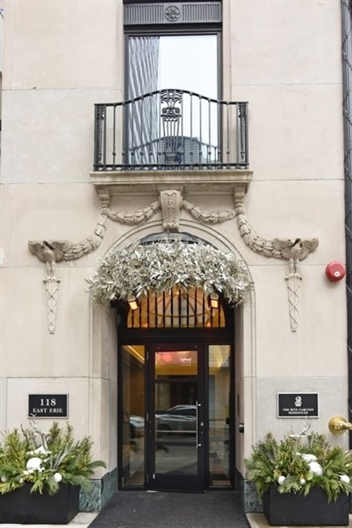 118 E ERIE Street 29F, Chicago, IL 60611