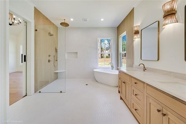273 Hickory Hills Drive, Jefferson, GA 30549