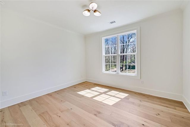 273 Hickory Hills Drive, Jefferson, GA 30549
