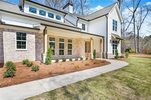 273 Hickory Hills Drive, Jefferson, GA 30549