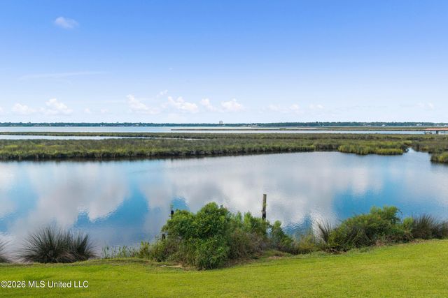 2523 S Shore Drive, Biloxi, MS 39532