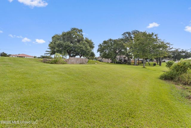2523 S Shore Drive, Biloxi, MS 39532