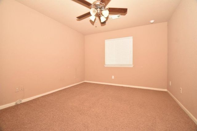 7027 Crockett Ridge Drive, Richmond, TX 77406