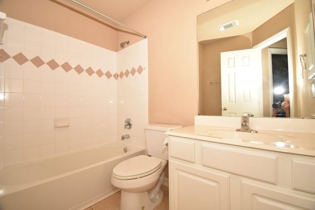 7027 Crockett Ridge Drive, Richmond, TX 77406