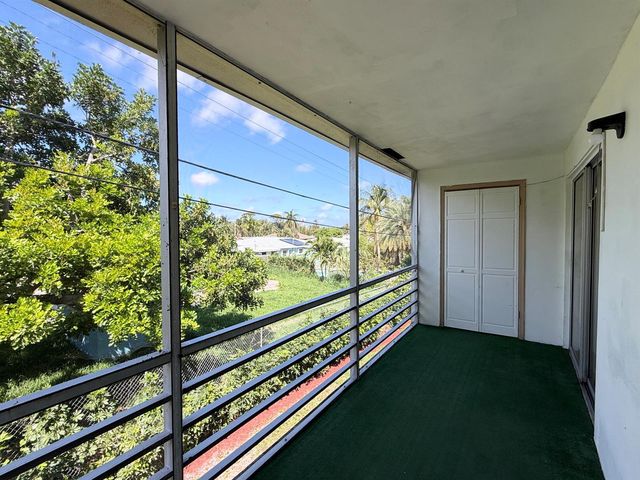 3402 Cynthia Lane 205, Lake Worth Beach, FL 33461