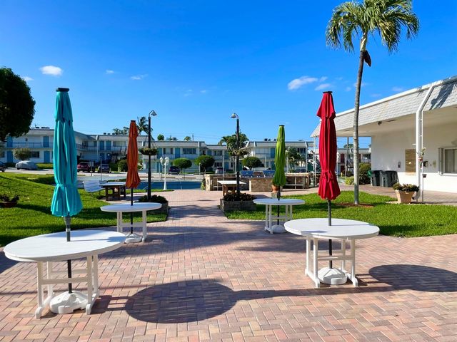 3402 Cynthia Lane 205, Lake Worth Beach, FL 33461