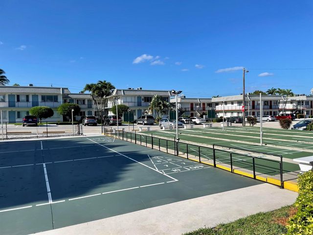 3402 Cynthia Lane 205, Lake Worth Beach, FL 33461