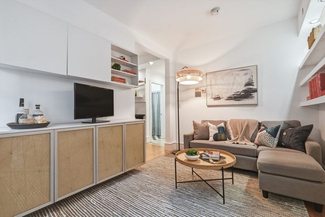12 Isabella 2, Boston, MA 02116