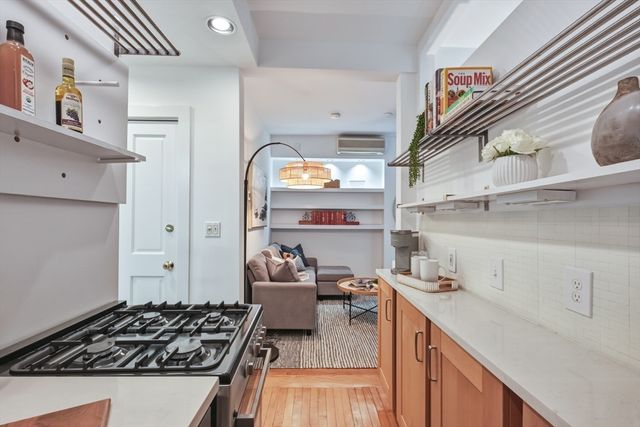 12 Isabella 2, Boston, MA 02116