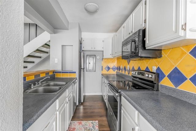 1829 BOUGH AVENUE 3, Clearwater, FL 33760