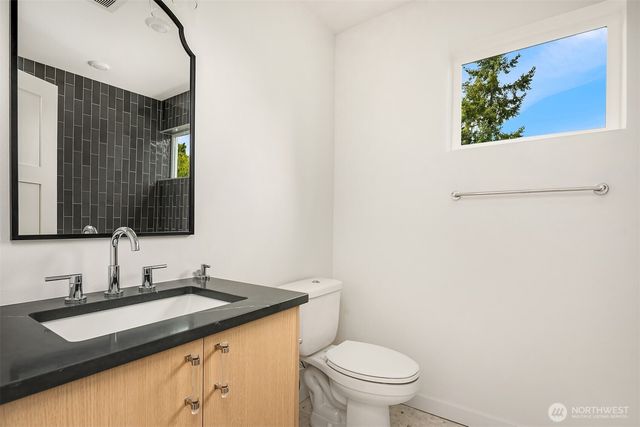 2028 NE 123rd Street, Seattle, WA 98125