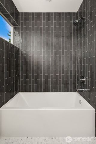2028 NE 123rd Street, Seattle, WA 98125