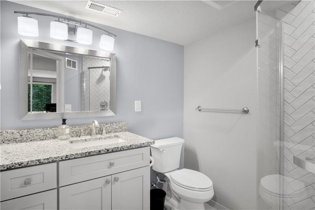 6963 N Atkins Avenue, Kansas City, MO 64152