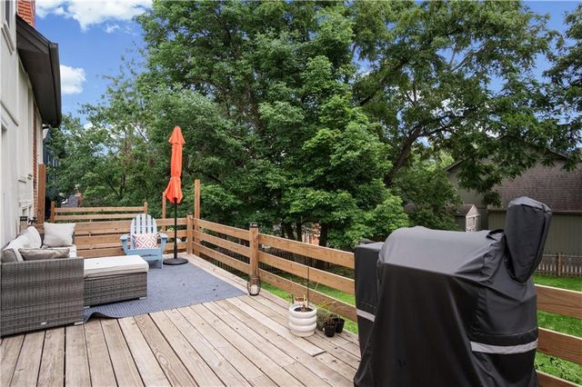 6963 N Atkins Avenue, Kansas City, MO 64152