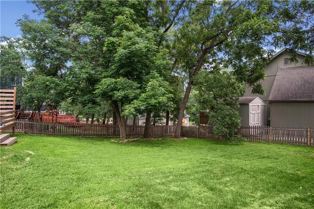 6963 N Atkins Avenue, Kansas City, MO 64152