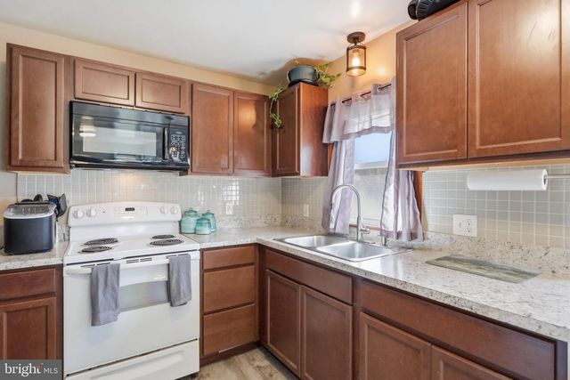 22 EMMERT RD, Hagerstown, MD 21740