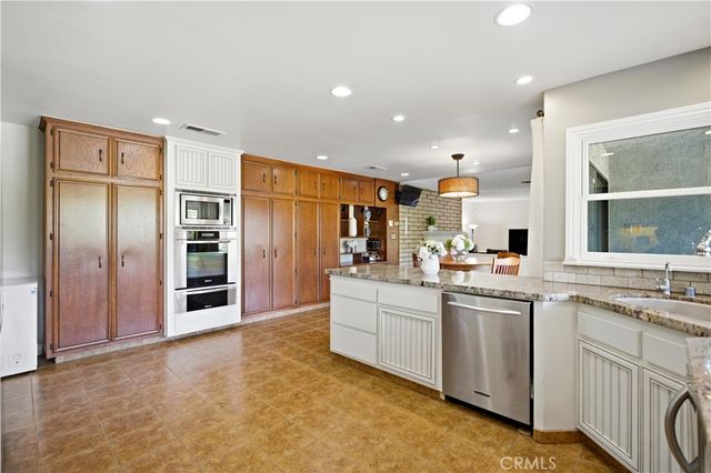 541 Rosemarie, Arcadia, CA 91007