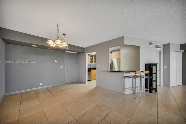 3300 NE 191st St LP04, Aventura, FL 33180