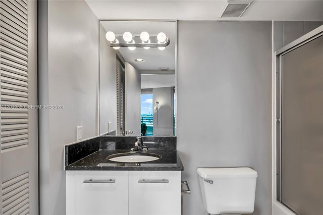 3300 NE 191st St LP04, Aventura, FL 33180