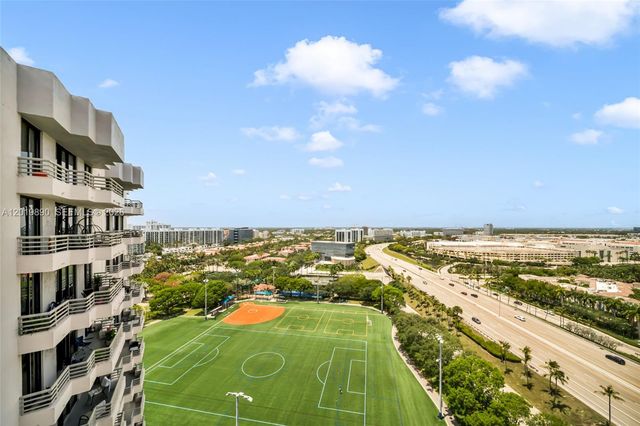 3300 NE 191st St LP04, Aventura, FL 33180