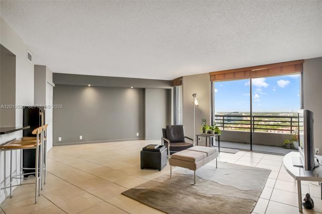 3300 NE 191st St LP04, Aventura, FL 33180